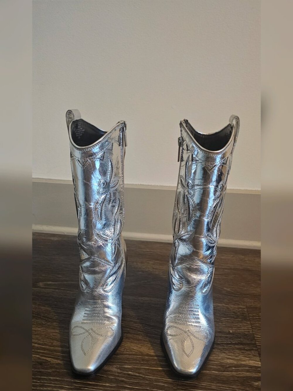 Vince Camuto Alisah Cowboy Boots - Picture 6 of 6